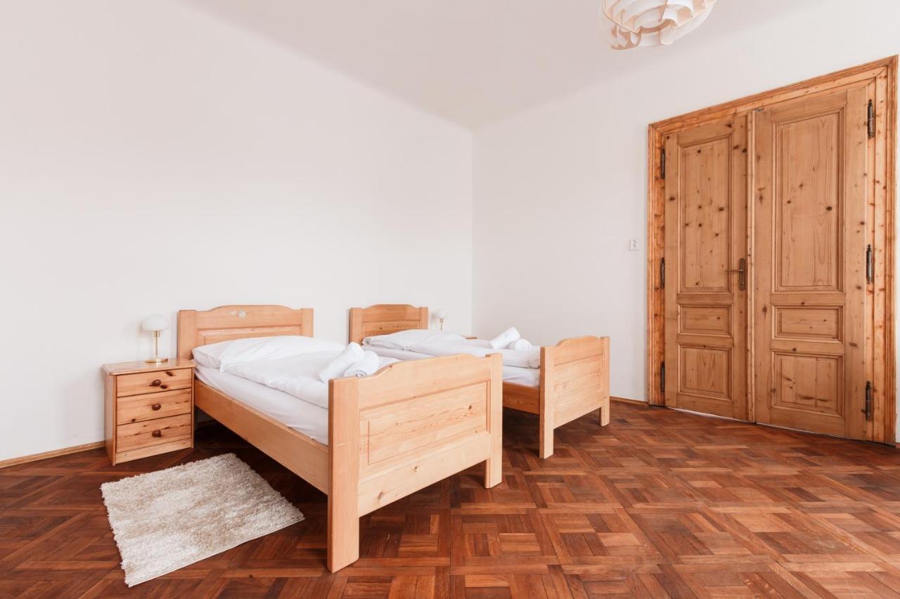 Prague Days - Stylish New Town Apartments Экстерьер фото